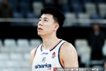 查无此人？张镇麟首节出战7分34秒没有出手 数据栏仅1次犯规