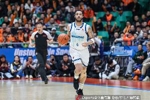 解说：青岛破解广东包夹韦瑟斯庞很成功 残阵广东把比赛拼进加时